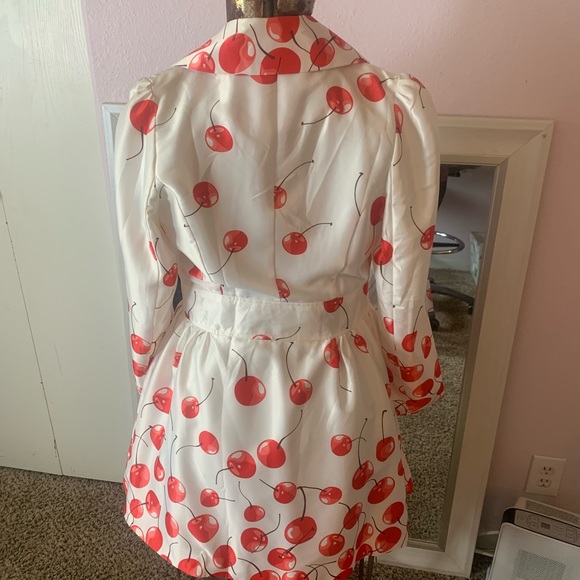 💜Cherry Coat 🍒💜 - Picture 2 of 4